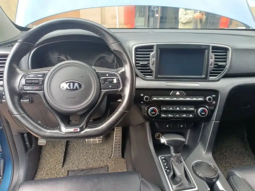 Kia KX5 2016 — фото 10