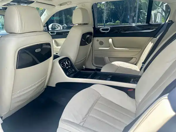 Bentley Flying Spur 2012
