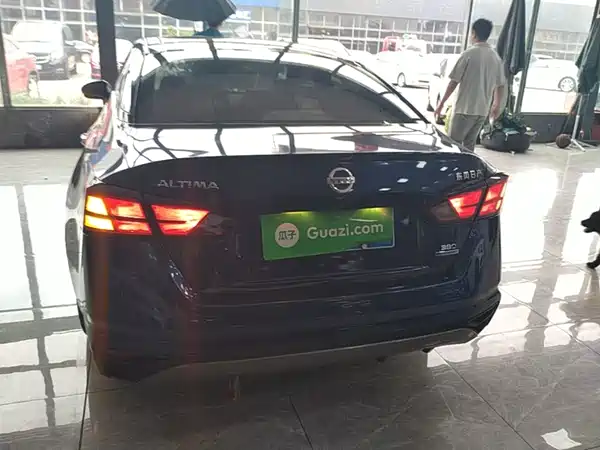 Nissan Teana 2021