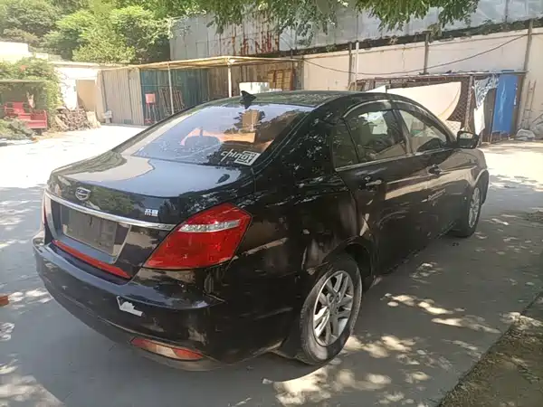 Geely Emgrand 2017
