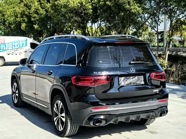 Mercedes-Benz GLB 2024