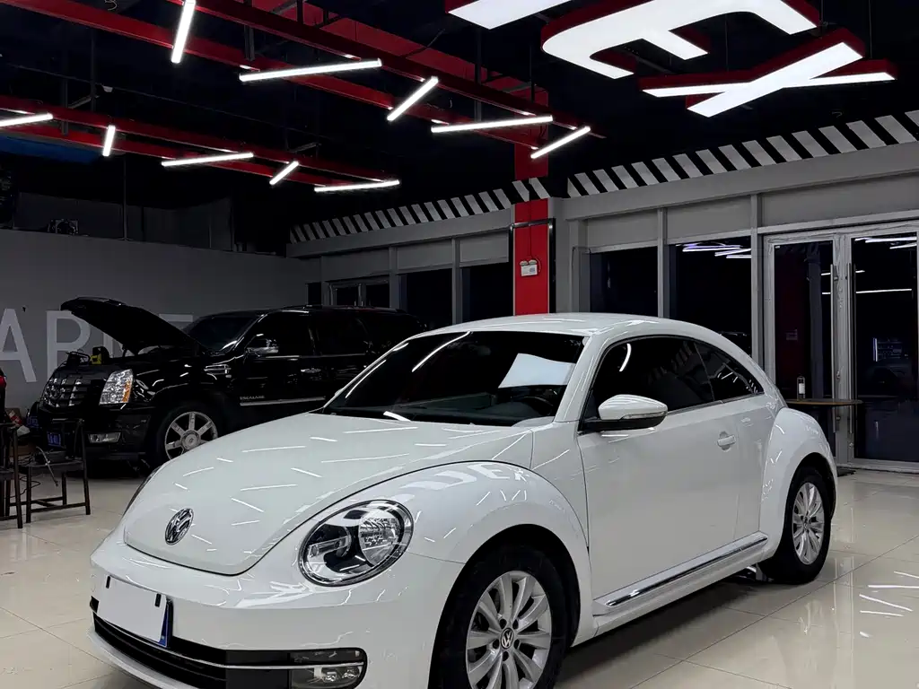 Volkswagen Beetle 2015 — фото 1