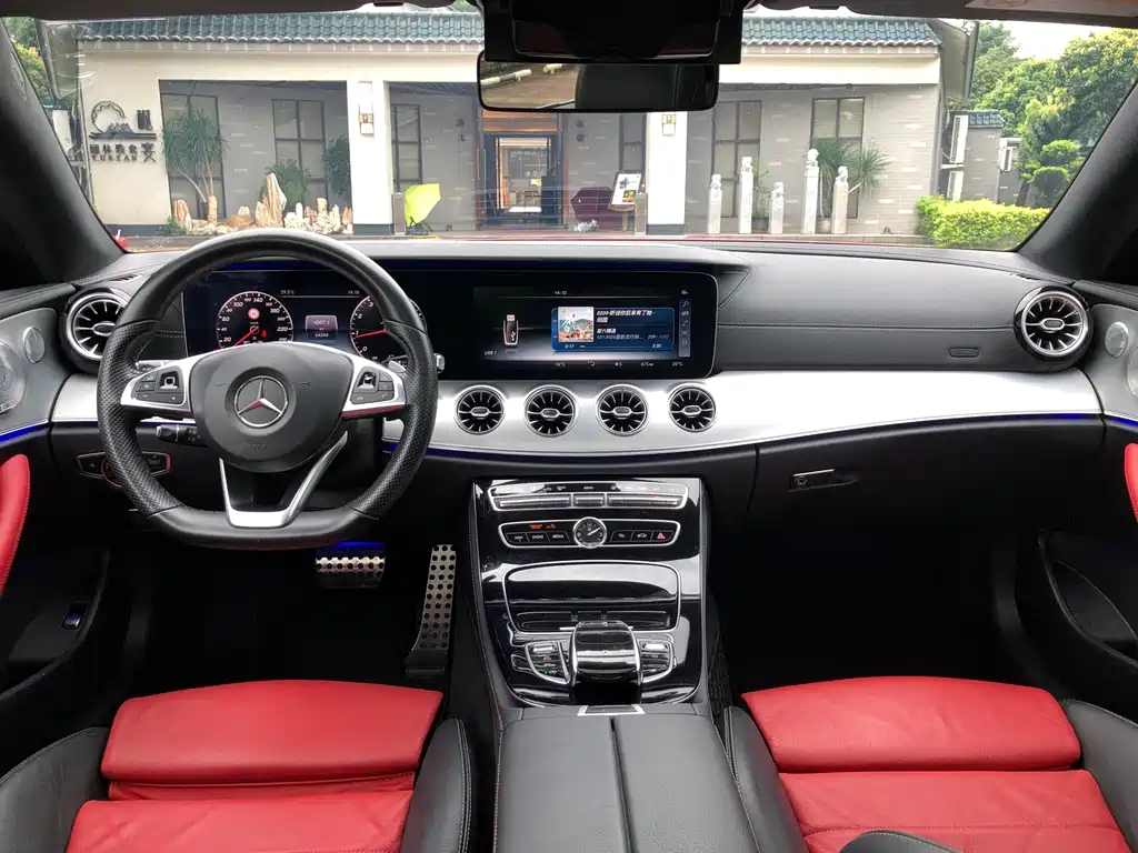 Mercedes-Benz E-Class 2018 — фото 10