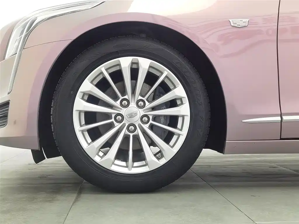 Cadillac CT6 2016 — фото 17