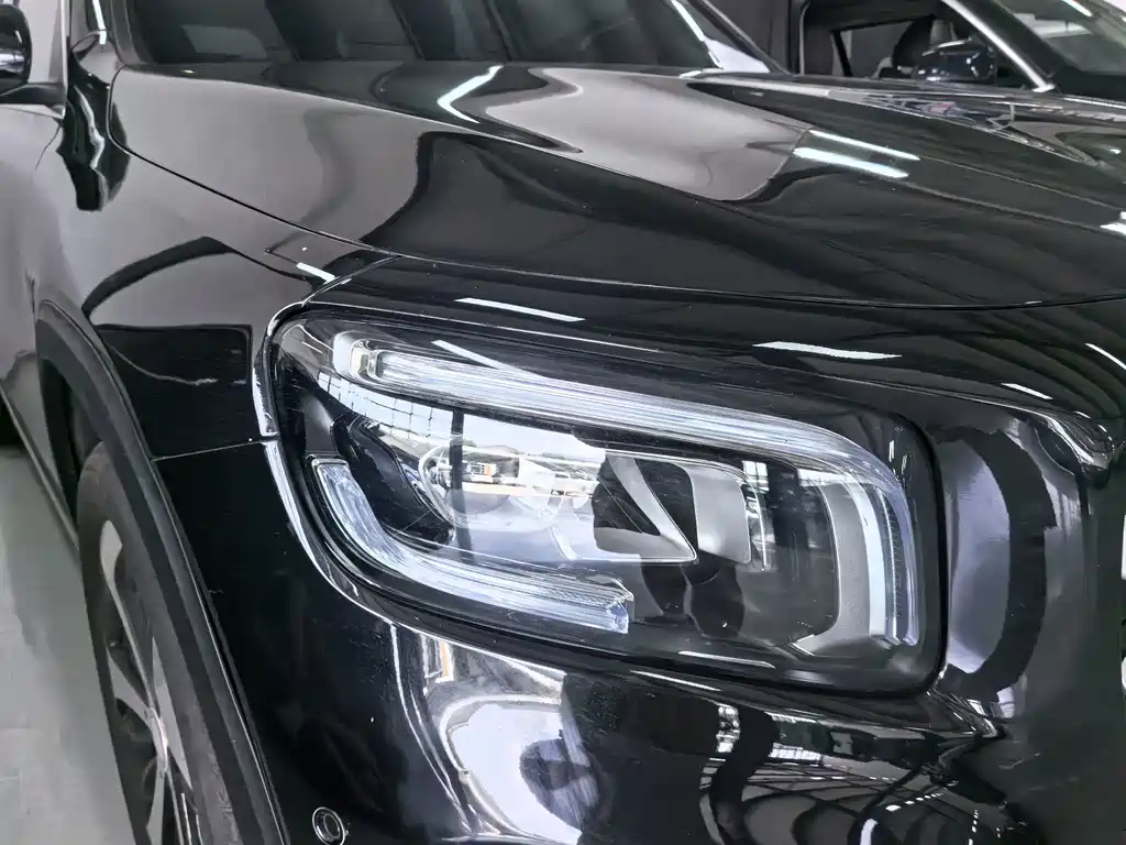 Mercedes-Benz GLB 2023 — фото 24