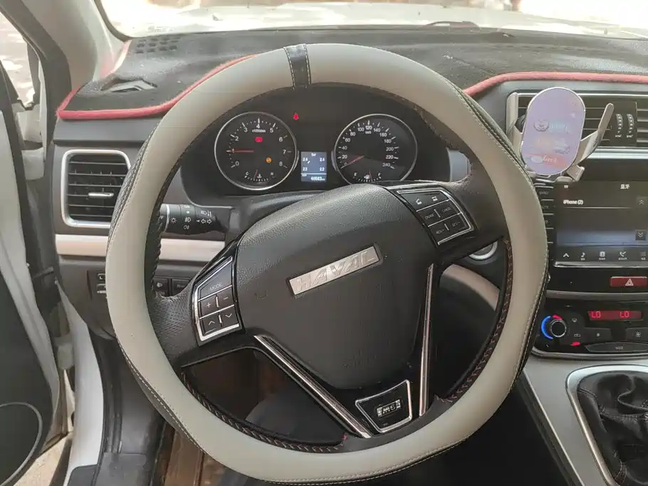 Haval M6 2021 — фото 15