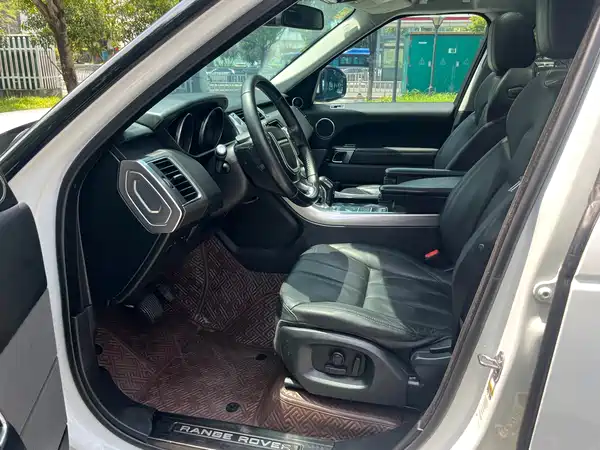 Land Rover Range Rover Sport 2016