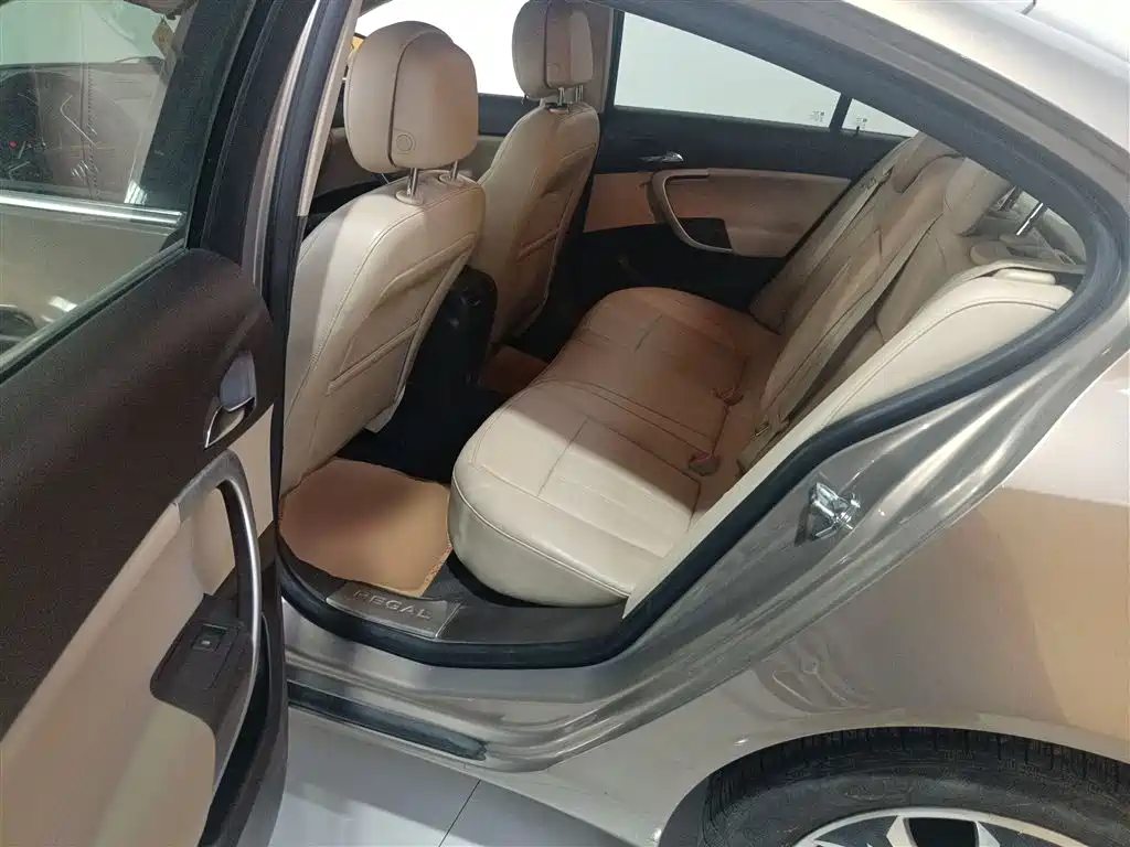 Buick Regal 2014 — фото 13