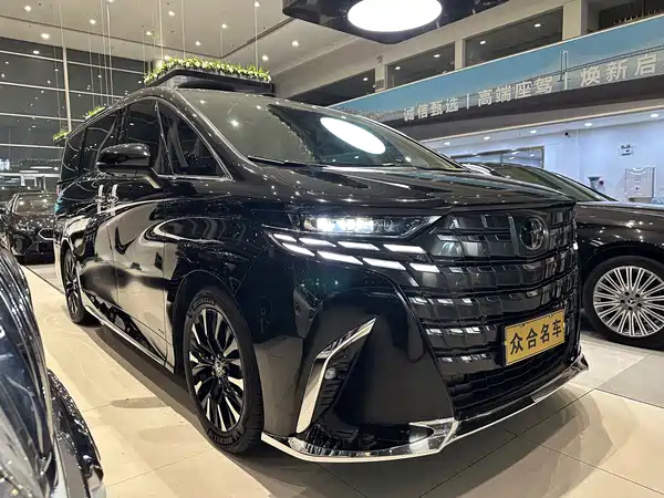 Toyota Alphard 2024