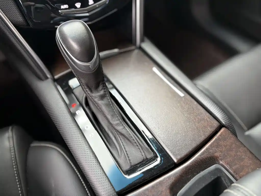 Cadillac XTS 2019 — фото 13