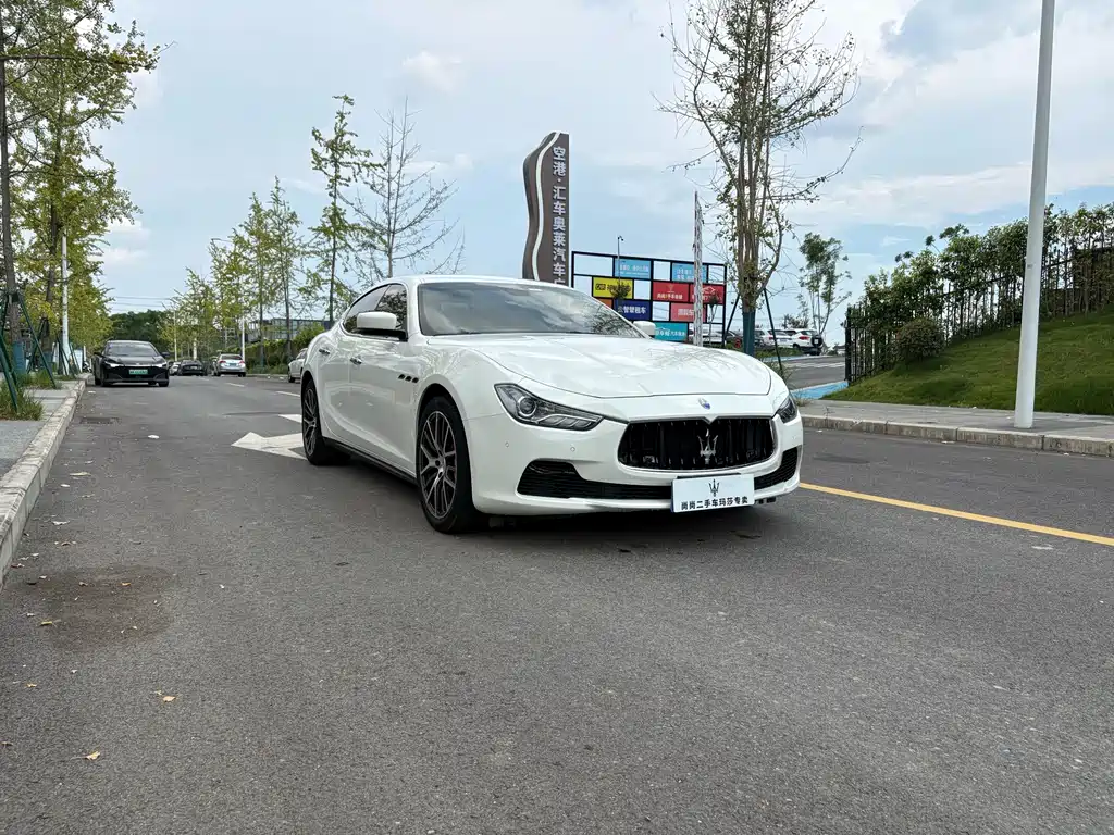 Maserati Ghibli 2015 — фото 3