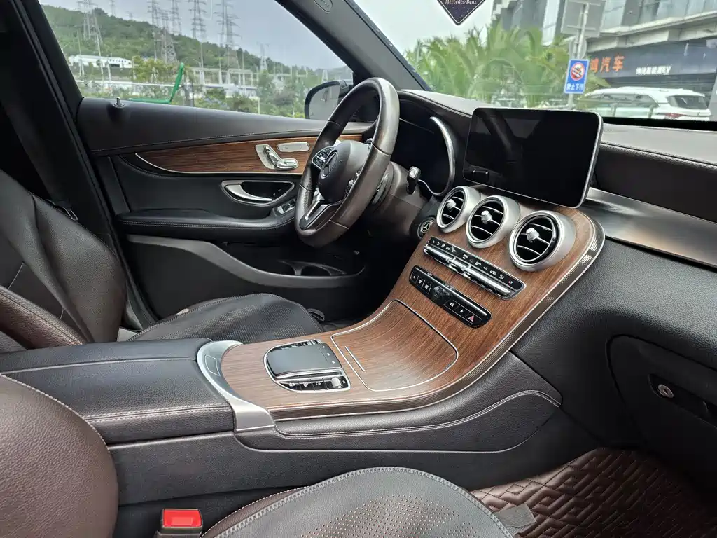 Mercedes-Benz GLC 2020 — фото 13