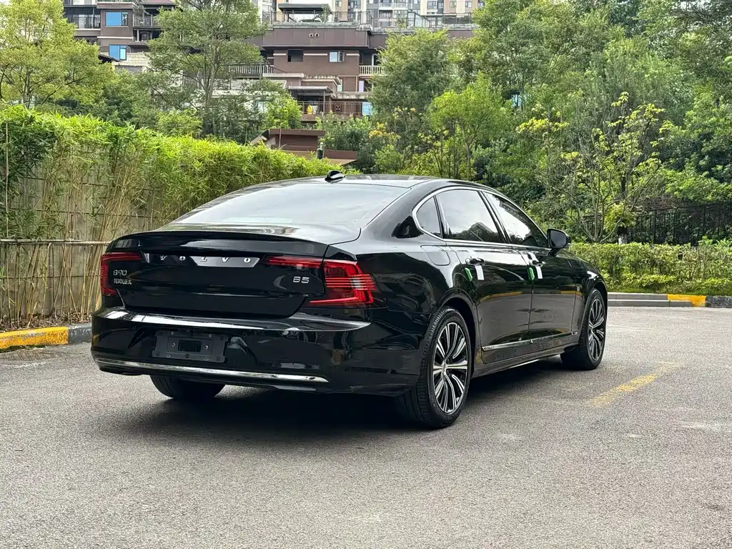 Volvo S90 2021 — фото 9