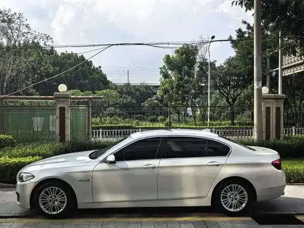 BMW 5 Series 2016