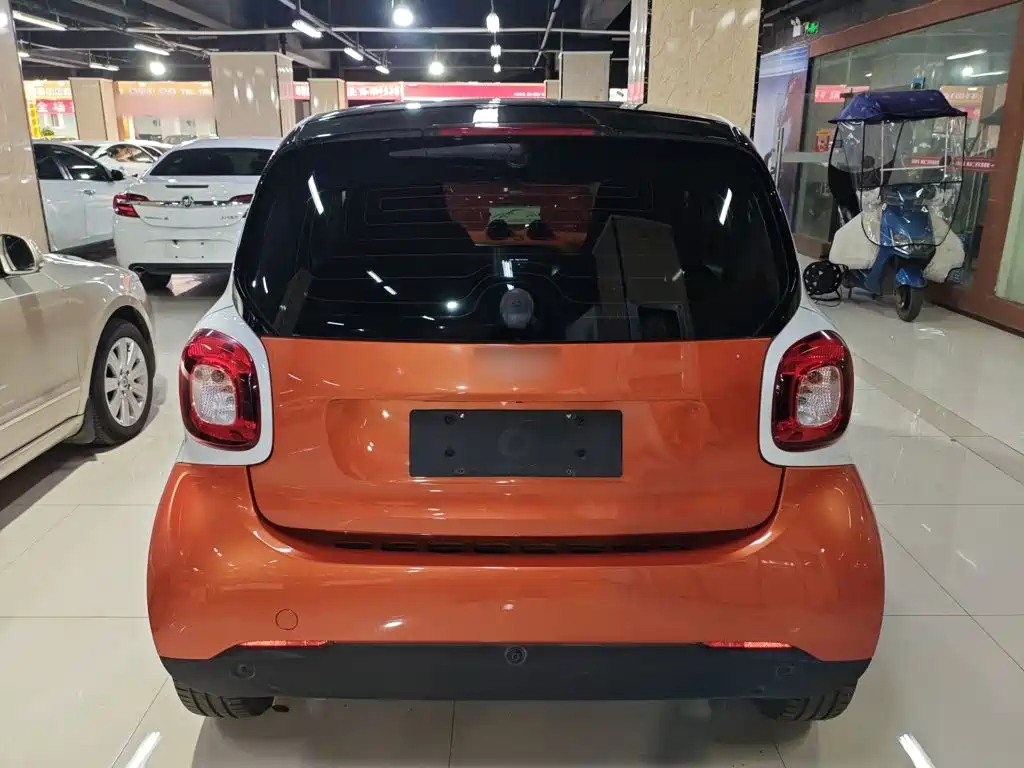 smart fortwo 2017 — фото 5