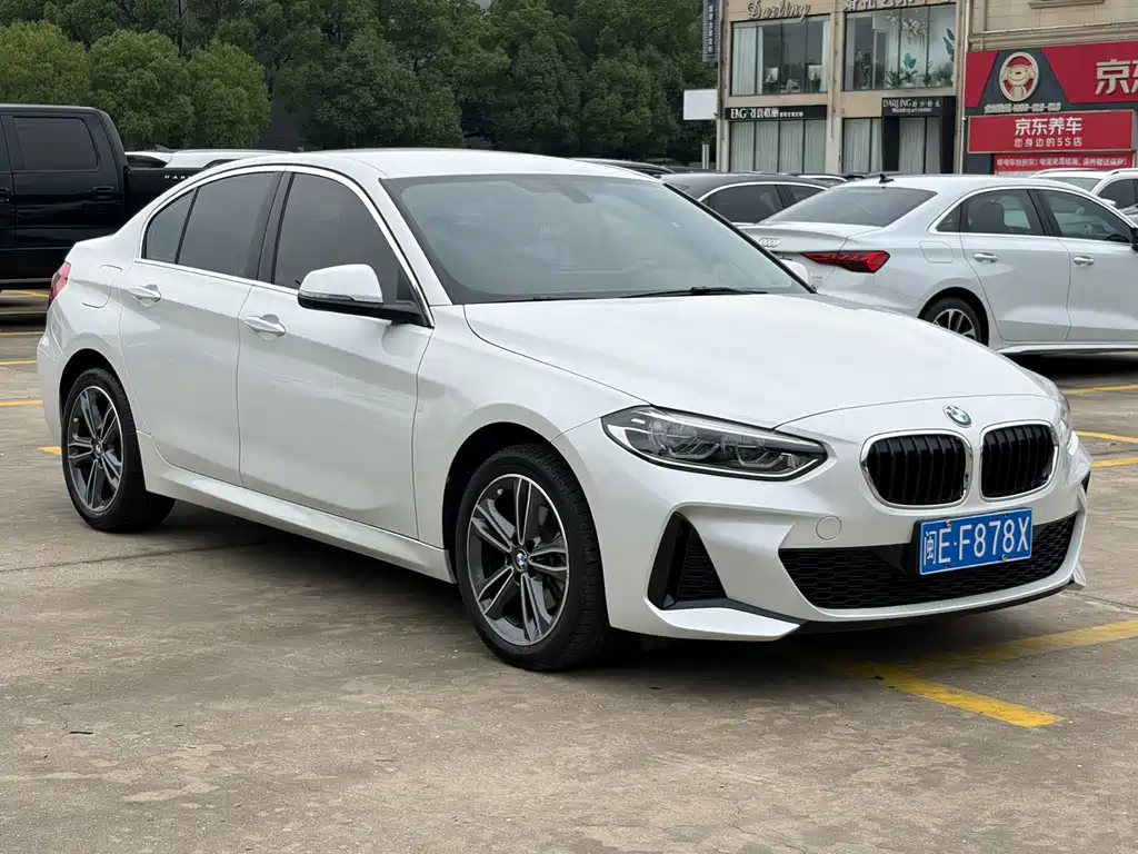 BMW 1 Series 2022