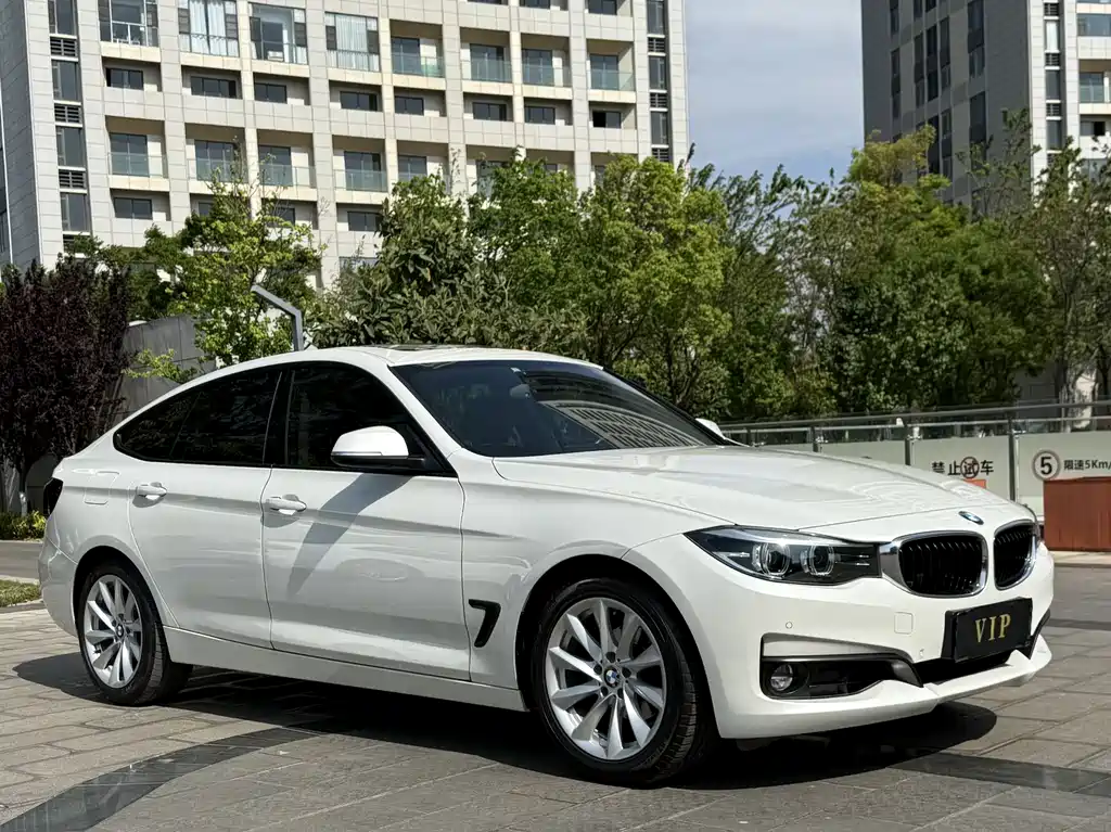 BMW 3 Series GT 2018 — фото 2