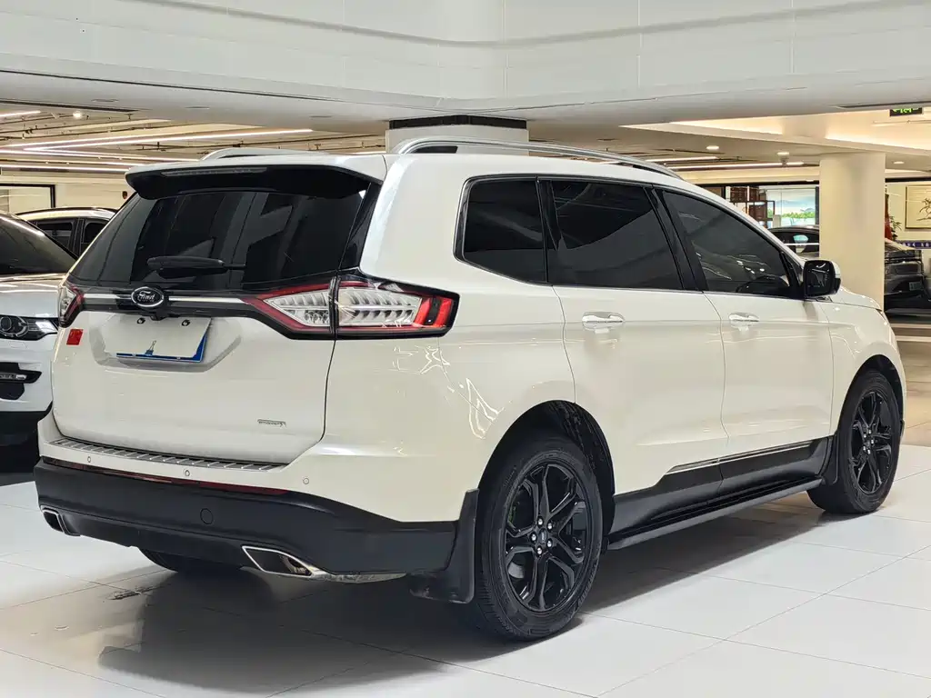 Ford Edge 2019 — фото 7