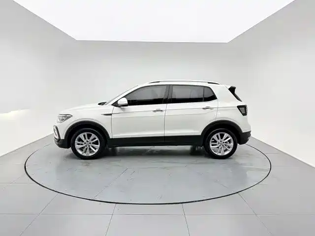 Volkswagen T-Cross 2021 — фото 9
