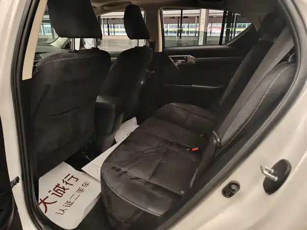 Lexus CT 2017