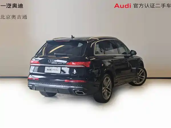 Audi Q7 2025