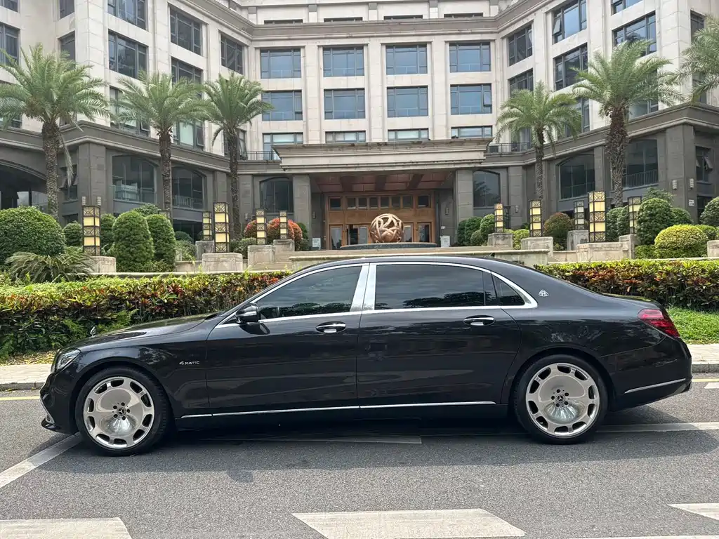 Mercedes-Benz Maybach S-Class 2020