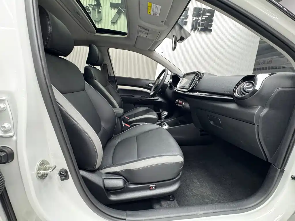 Kia KX1 2023 — фото 11