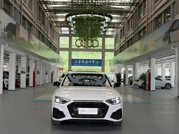 Audi A4L 2024