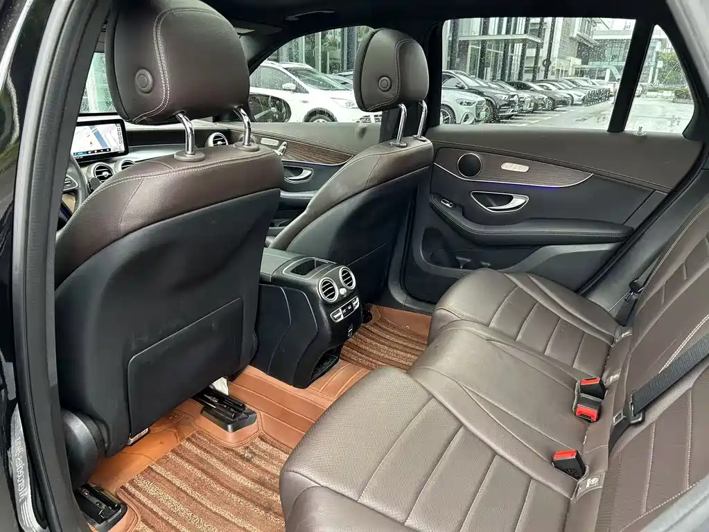 Mercedes-Benz GLC 2023 — фото 12