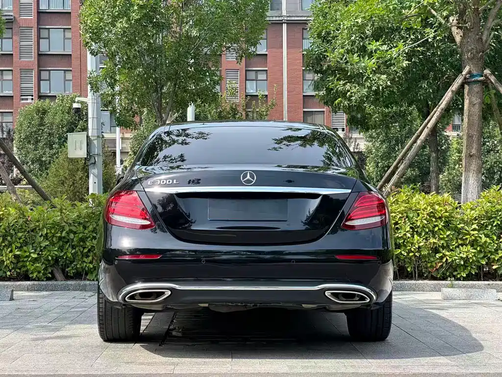 Mercedes-Benz E-Class 2019