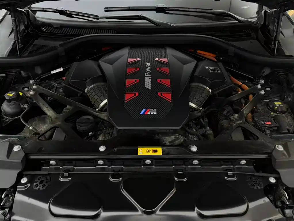 BMW XM 2023 — фото 17