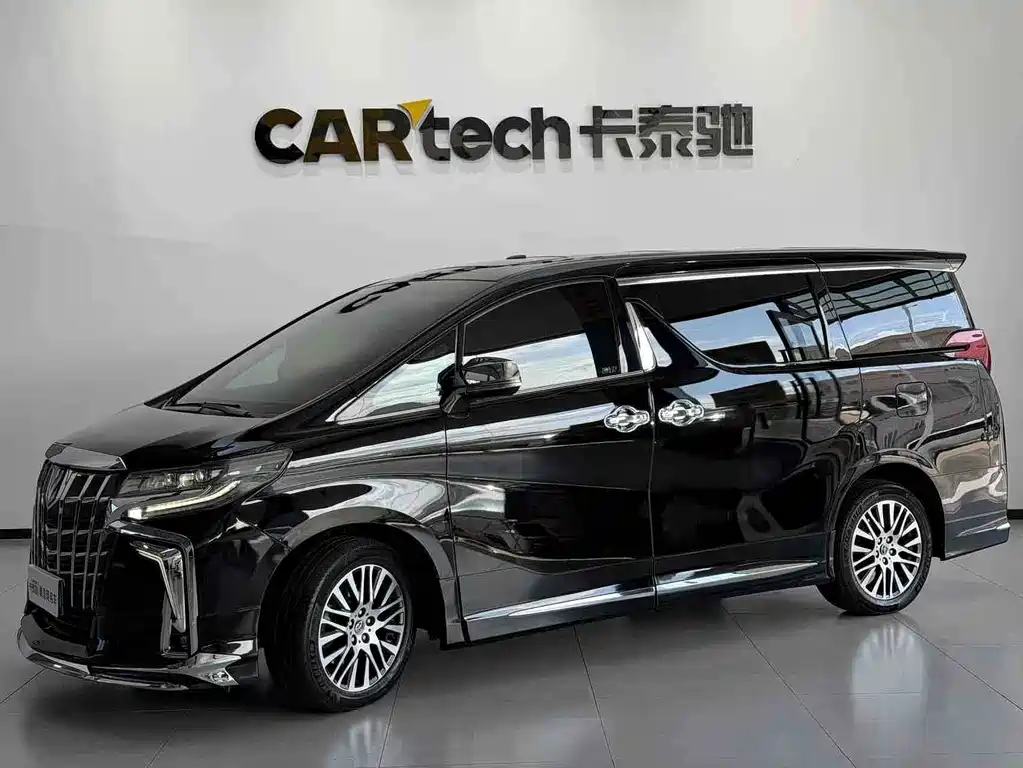 Toyota Alphard 2018 — фото 2