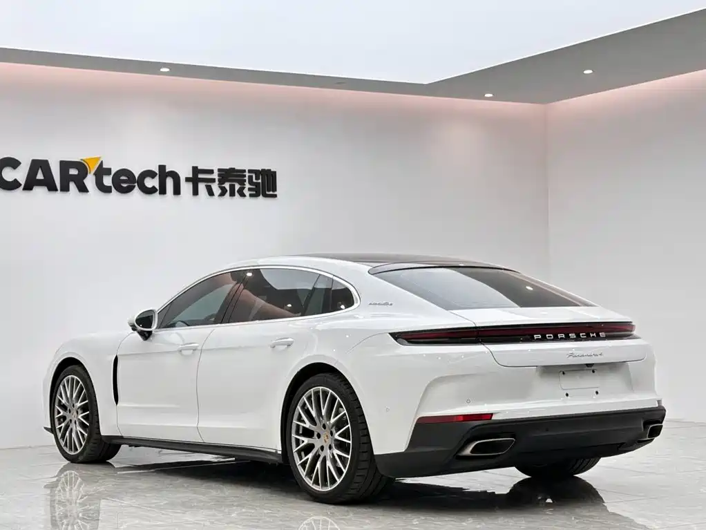 Porsche Panamera 2024 — фото 3