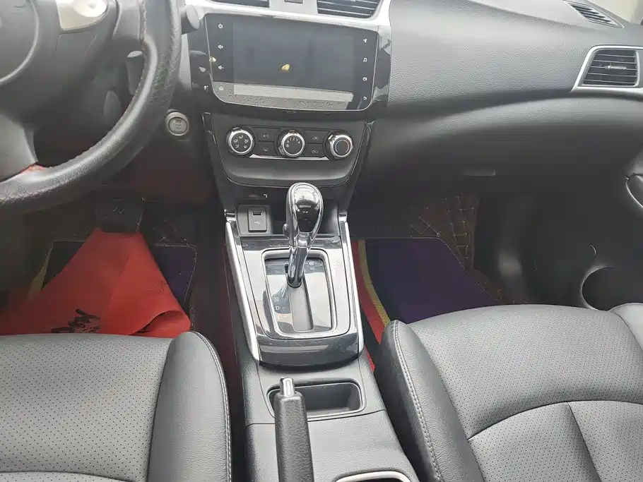 Nissan Sylphy 2019 — фото 16