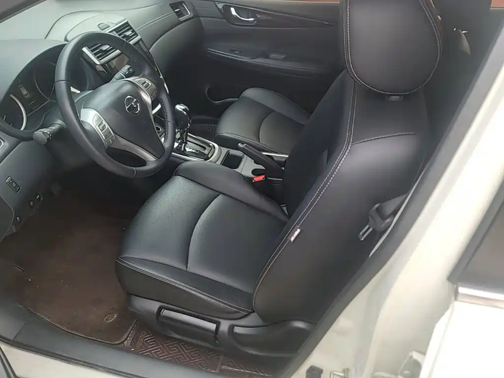 Nissan Tiida 2021 — фото 15