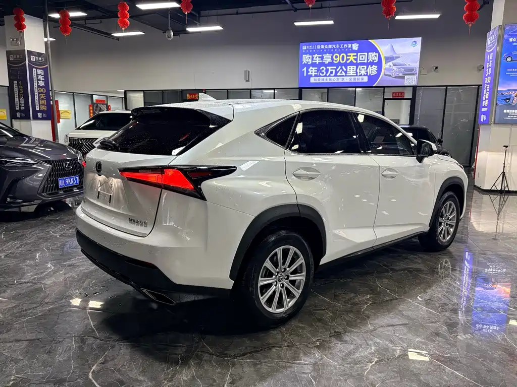 Lexus NX 2017 — фото 4