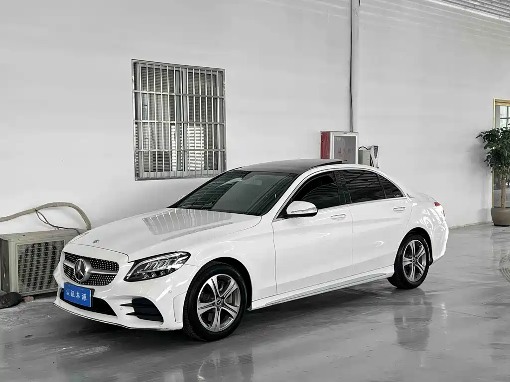Mercedes-Benz C-Class 2019