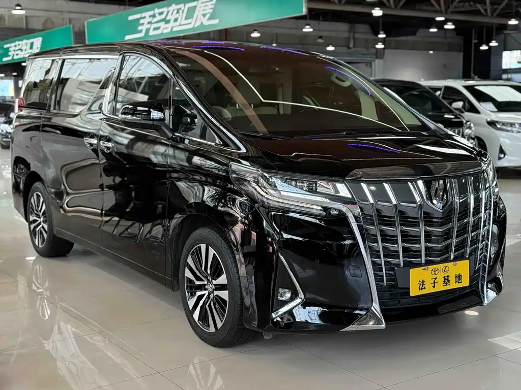 Toyota Alphard 2018 — фото 3