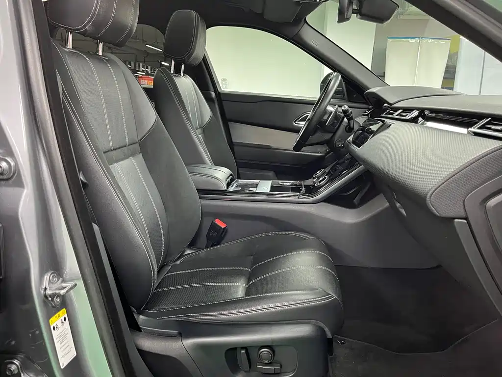 Land Rover Velar 2019 — фото 18