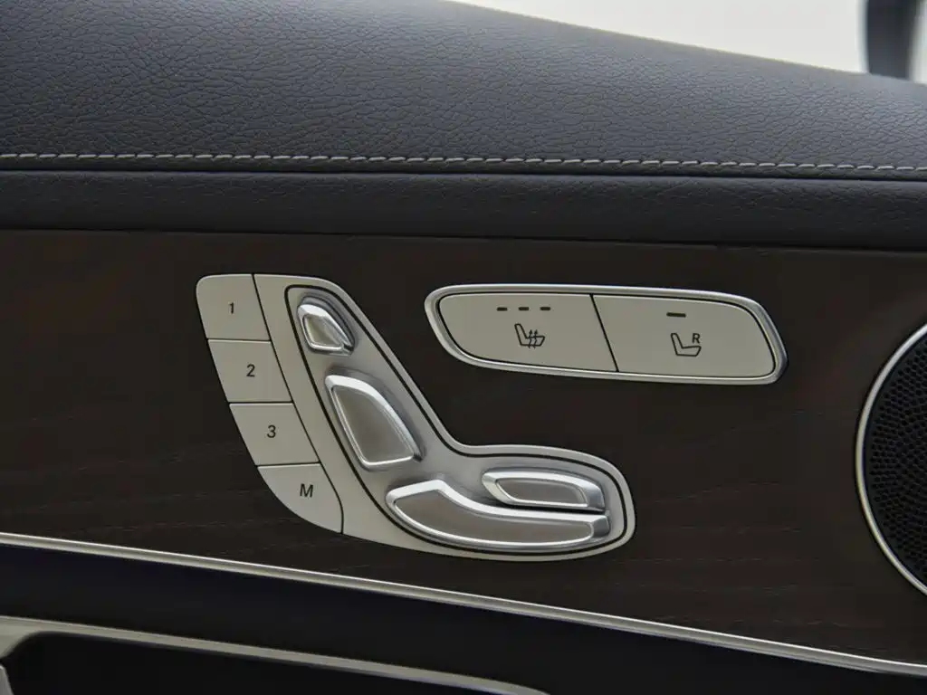 Mercedes-Benz GLC 2021 — фото 12