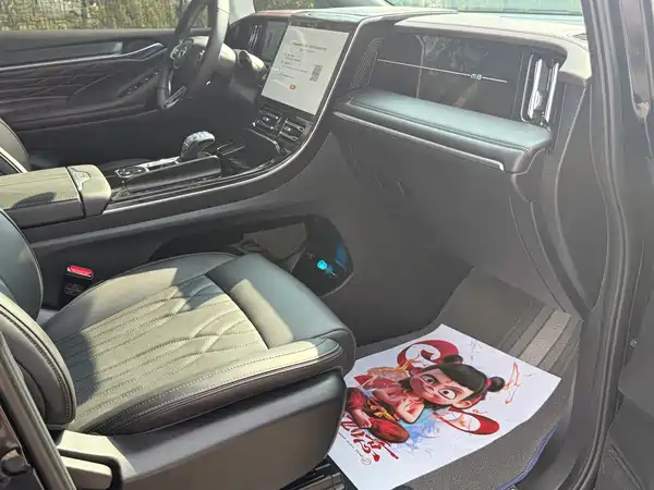 GAC Trumpchi M8 2025