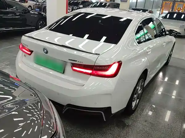 BMW i3 2023