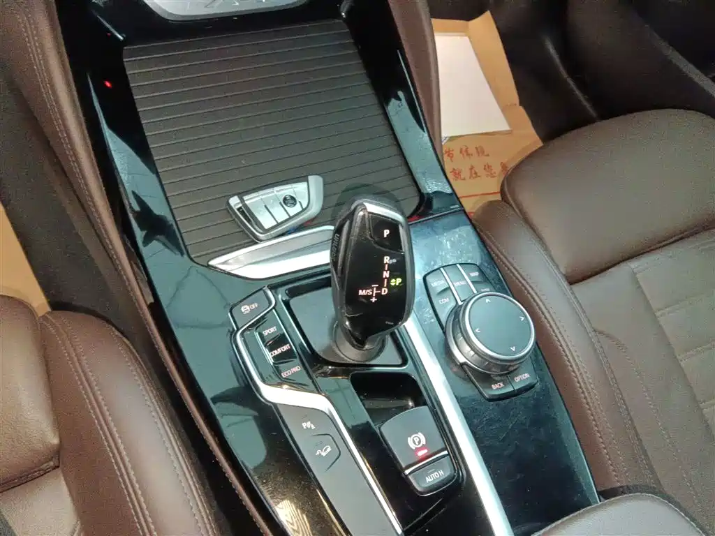 BMW X4 2019 — фото 14