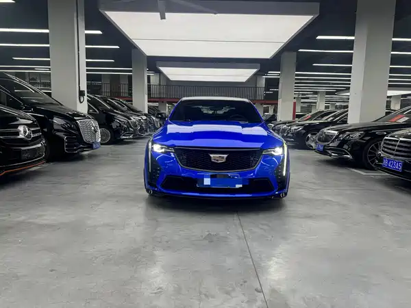 Cadillac CT4 2021