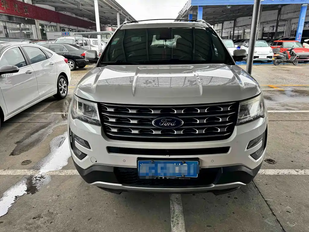 Ford Explorer 2017 — фото 5