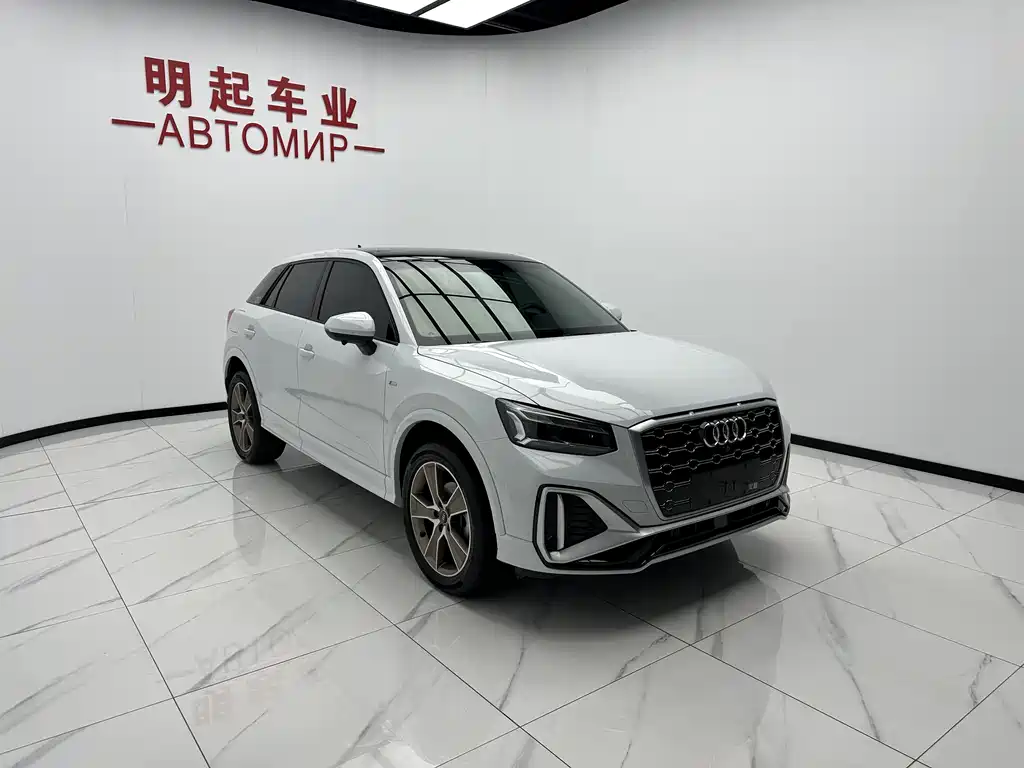 Audi Q2L 2022