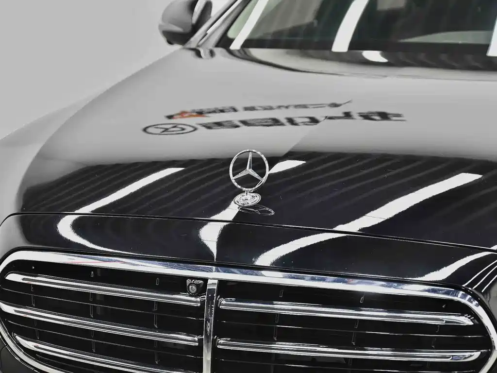 Mercedes-Benz E-Class 2022 — фото 20