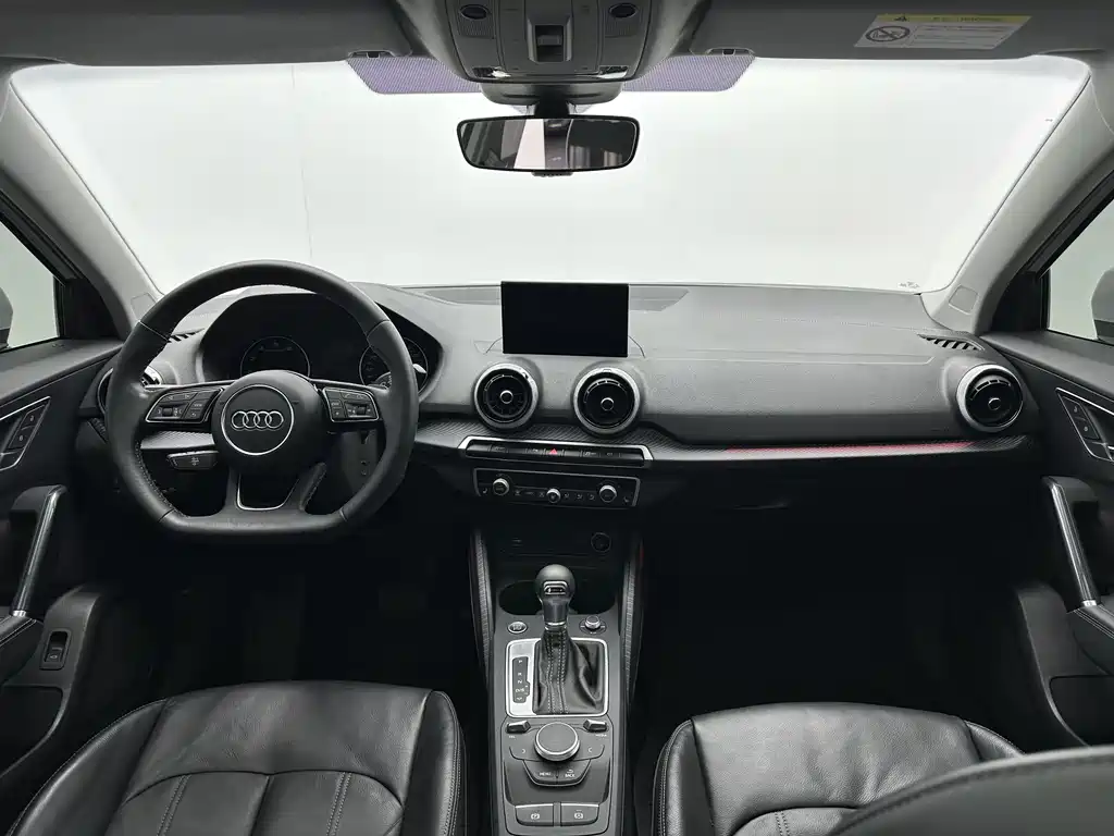 Audi Q2L 2022