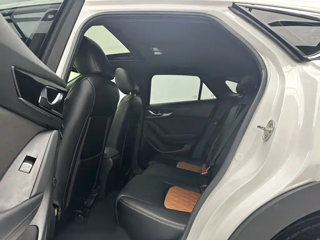 Mazda CX-4 2023