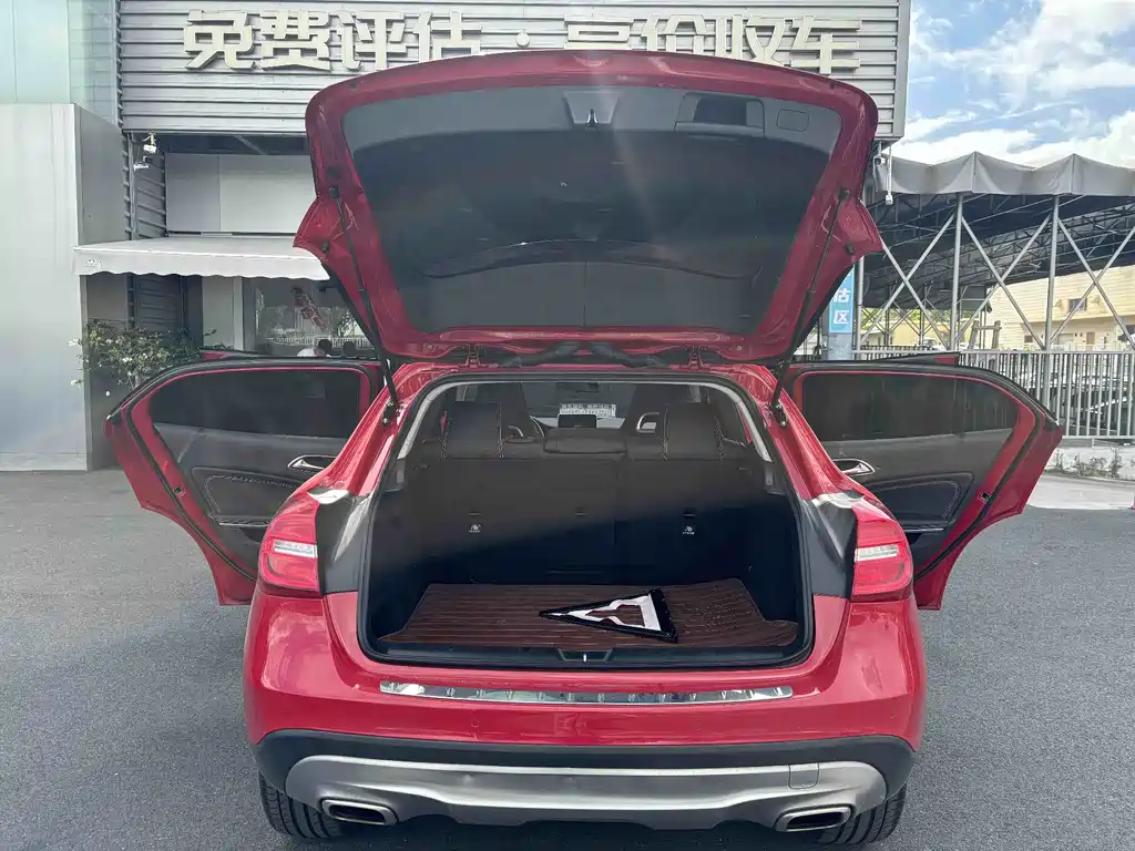 Mercedes-Benz GLA 2016 — фото 17